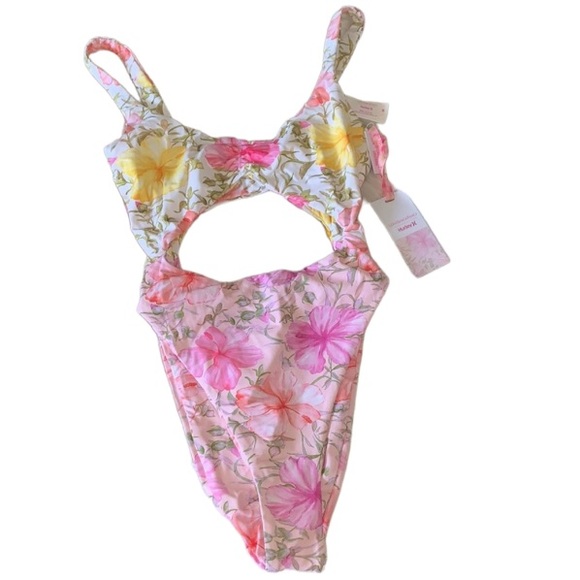 NWOT LOVESHACKFANCY X HURLEY HIBISCUS CHEEKY ONE PIECE. Size Medium! - Picture 5 of 9